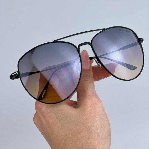 Tom Ford FT0784/S Milla 01C BRAND NEW Sunglasses Black Grey Mirror Pilot Unisex - Picture 8 of 15